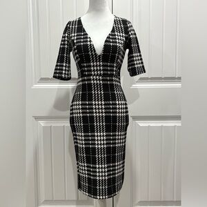 A'gaci Black and White Checkered Midi Dress Size M